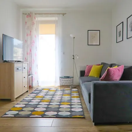 Visit Baltic - Julia Mola ホームステイ *