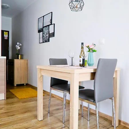 Visit Baltic - Julia Mola ホームステイ