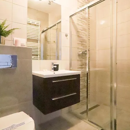 Visit Baltic - Julia Mola * シフィノウイシチェ